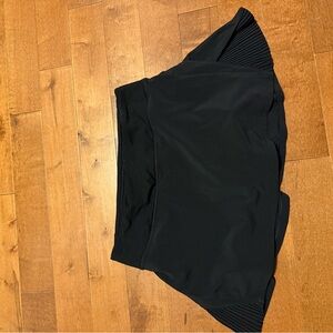Lululemon Black Pleated Skort